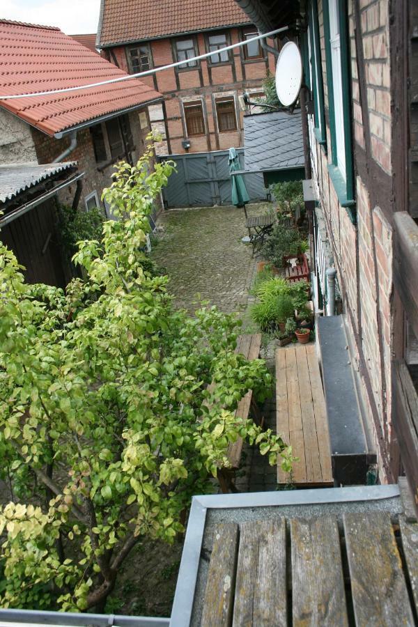 Apartments Café Brennnessel Veltheim Esterno foto