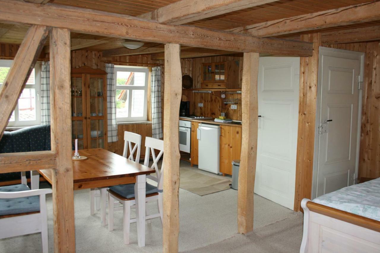 Apartments Café Brennnessel Veltheim Esterno foto